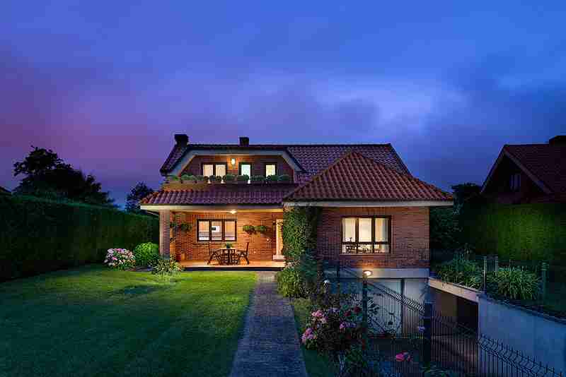 Chalet-Noche-Asturias